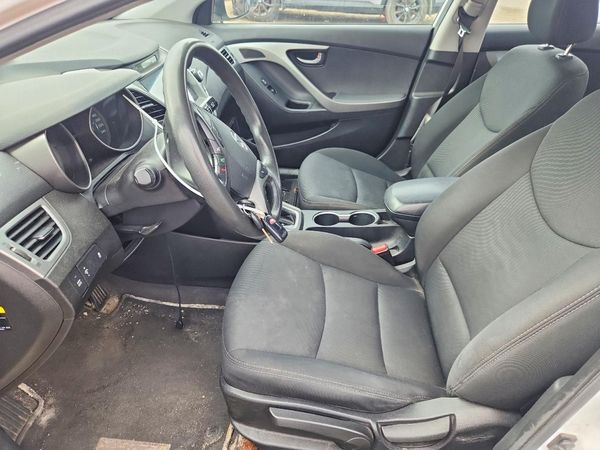 2015 HYUNDAI ELANTRA GLS(Middle)