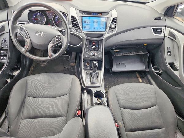 2015 HYUNDAI ELANTRA GLS(Middle)