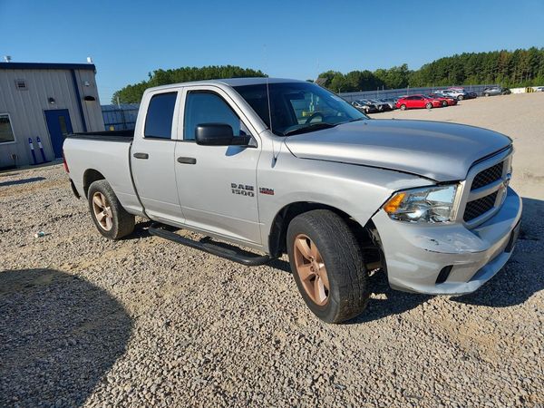 2013 RAM 1500 — Passenger 3/4