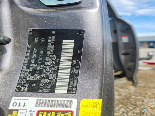 2016 TOYOTA SIENNA