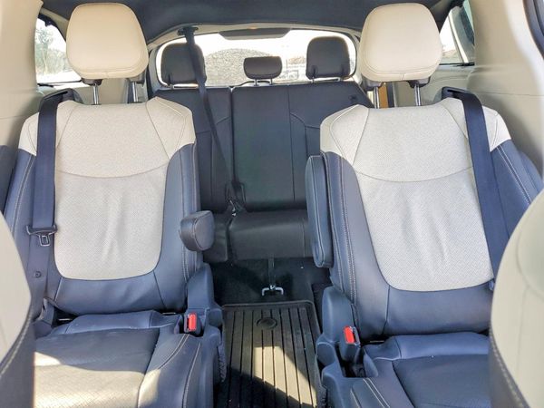 2026 TOYOTA SIENNA