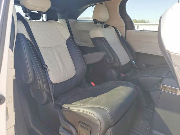 2026 TOYOTA SIENNA