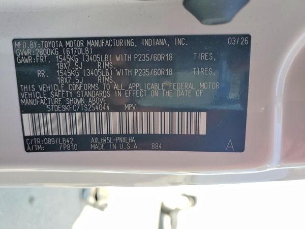 2026 TOYOTA SIENNA