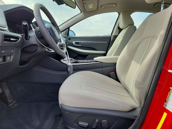 2022 HYUNDAI SONATA SEL