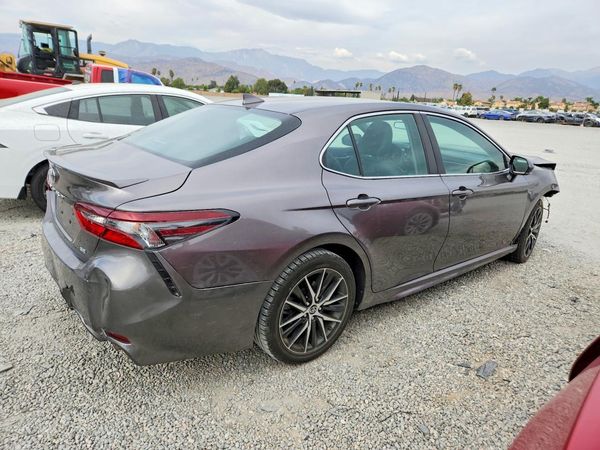 2024 TOYOTA CAMRY