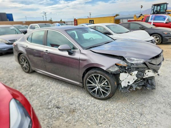 2024 TOYOTA CAMRY