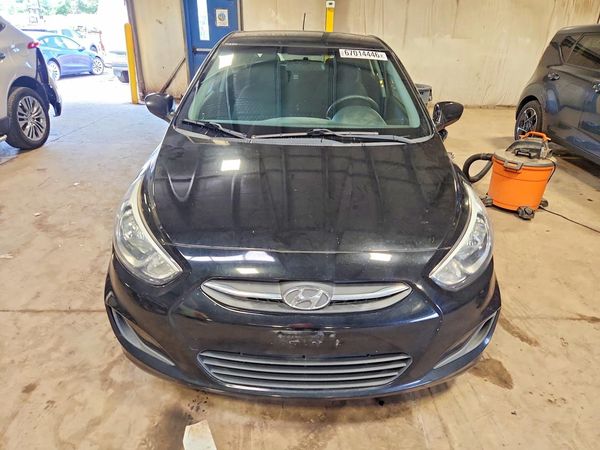 2017 HYUNDAI ACCENT SE Base