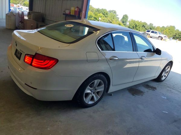 2012 BMW 528