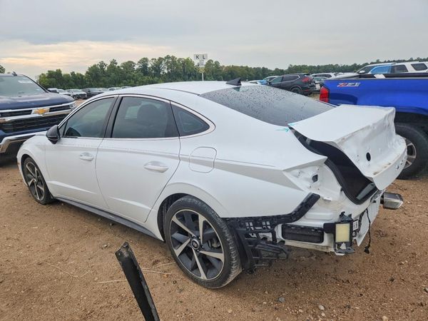 2021 HYUNDAI SONATA