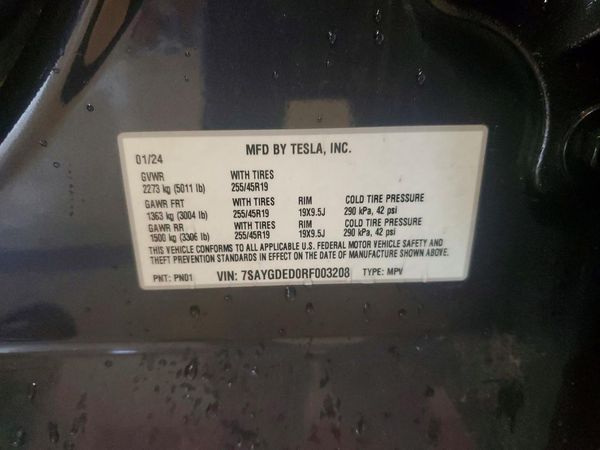 2024 TESLA MODEL Y