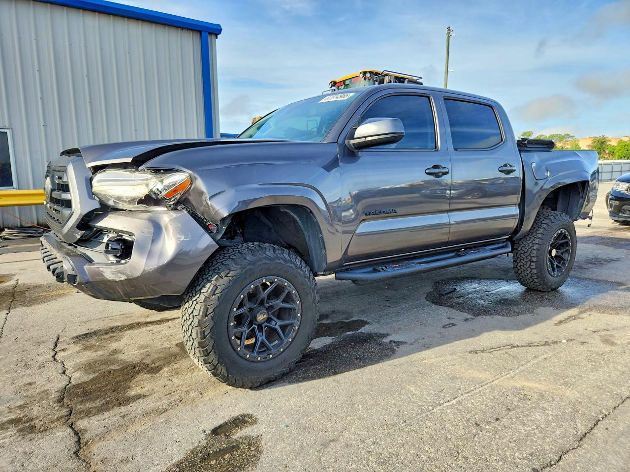 2018 TOYOTA TACOMA