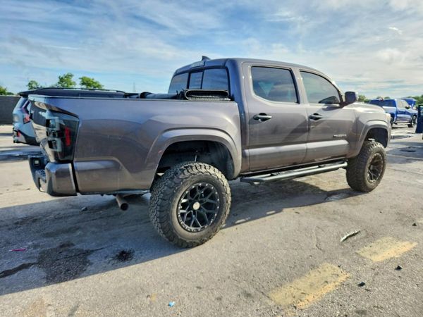 2018 TOYOTA TACOMA