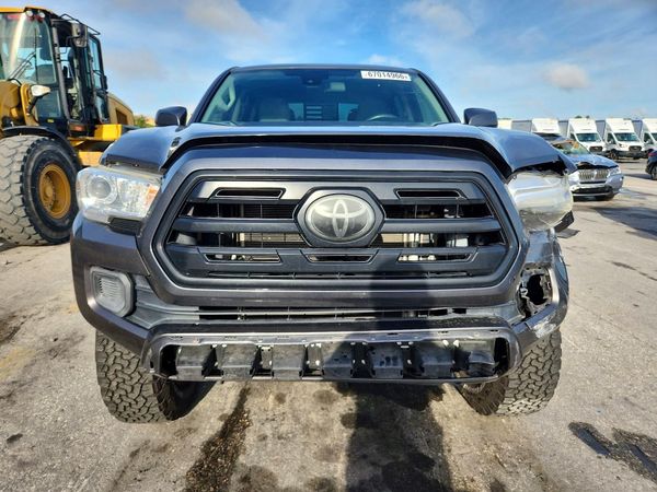 2018 TOYOTA TACOMA