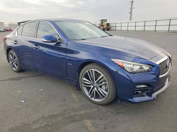 2017 INFINITI Q50