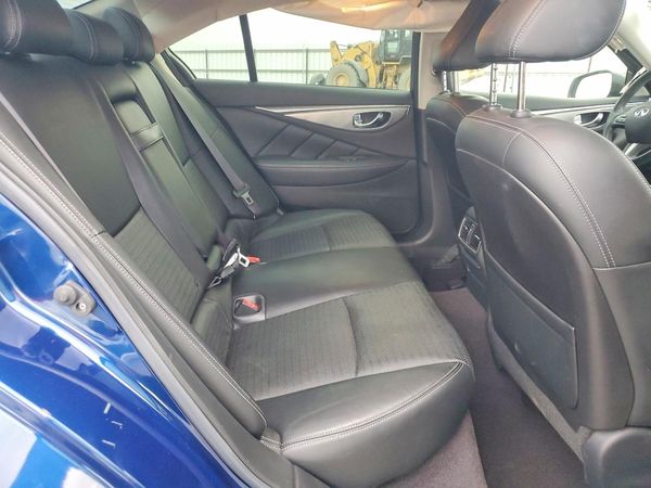2017 INFINITI Q50