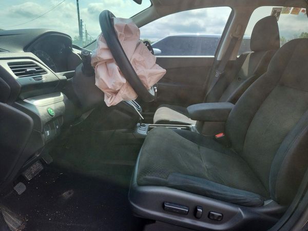 2016 HONDA CRV EX — DENT
