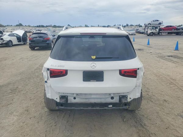 2021 MERCEDES-BENZ GLB GLB250