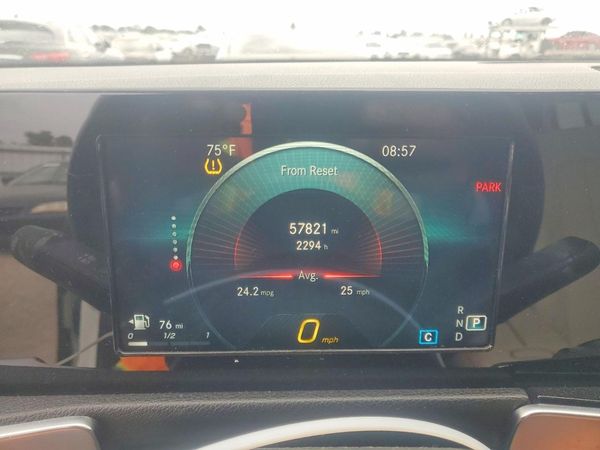 2021 MERCEDES-BENZ GLB GLB250