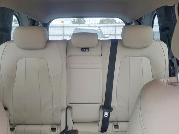 2021 MERCEDES-BENZ GLB GLB250