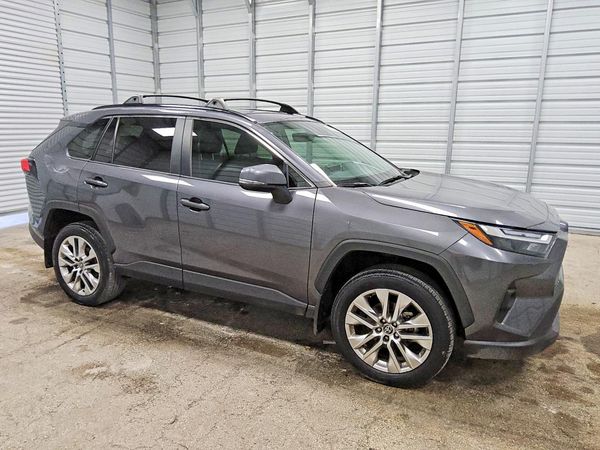 2025 TOYOTA RAV4 — Passenger 3/4