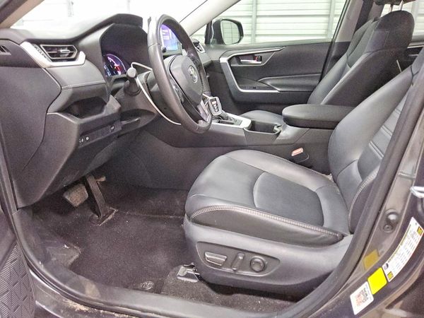 2025 TOYOTA RAV4 — DENT