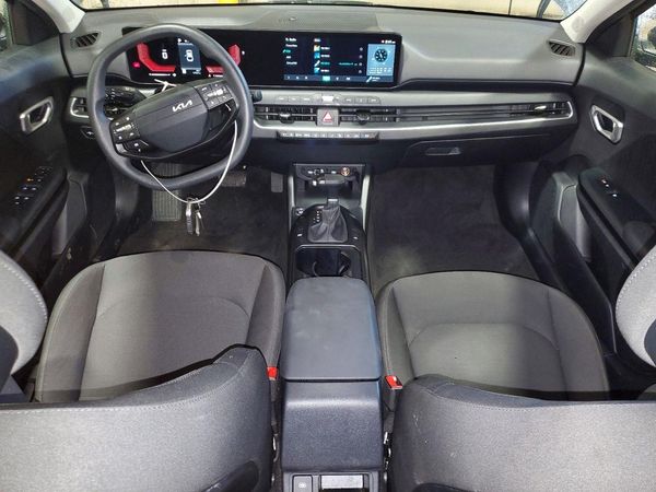 2026 KIA K4 LX, LXS