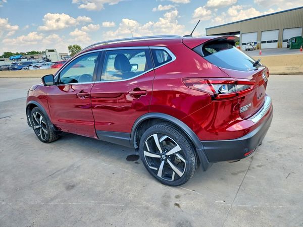 2022 NISSAN ROGUE SPORT SL