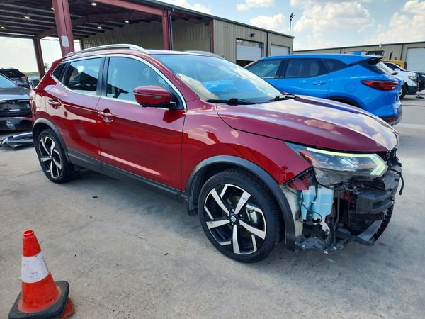 2022 NISSAN ROGUE SPORT SL
