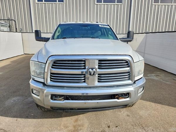 2016 RAM 2500 SLT