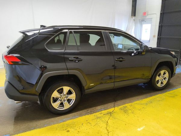 2024 TOYOTA RAV4 LE — PSRA