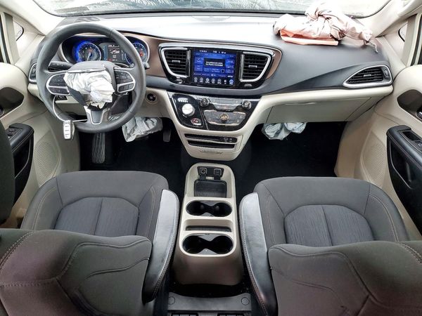 2017 CHRYSLER PACIFICA Touring — CKPT