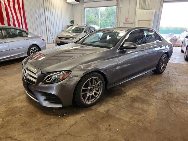 2022 MERCEDES-BENZ E