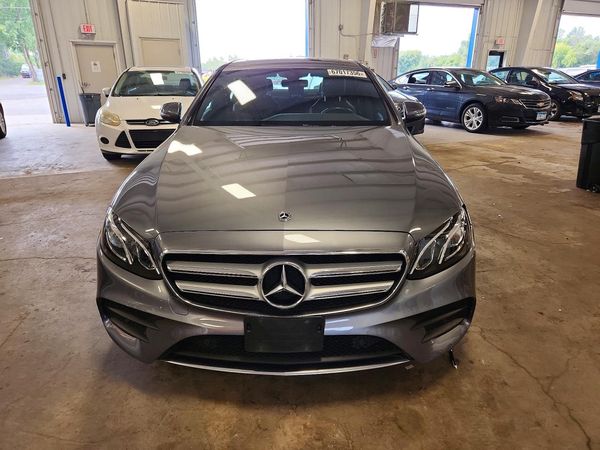 2022 MERCEDES-BENZ E