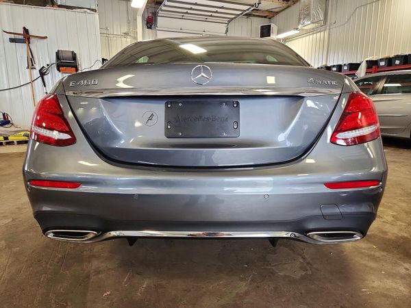 2022 MERCEDES-BENZ E