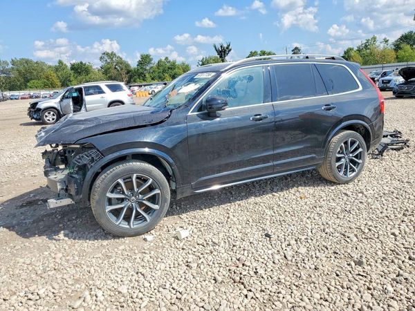 2016 VOLVO XC90