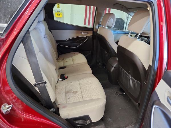 2017 HYUNDAI SANTA FE Base