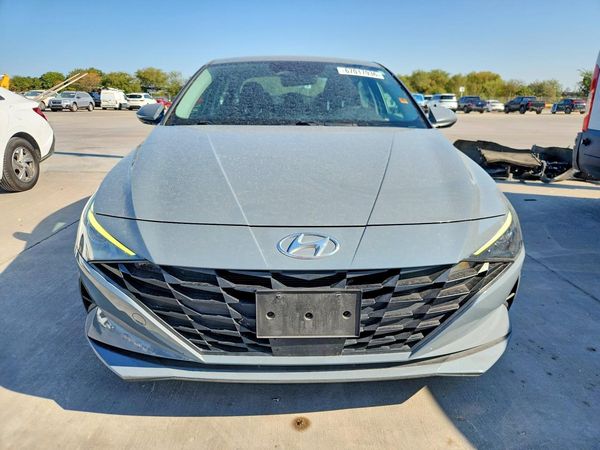2021 HYUNDAI ELANTRA