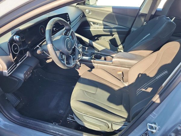 2021 HYUNDAI ELANTRA