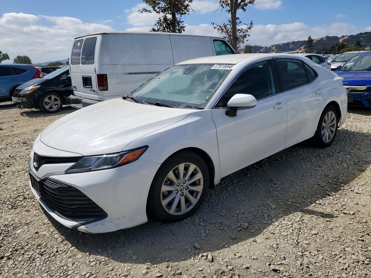 2020 TOYOTA CAMRY