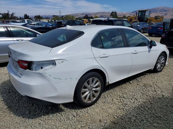 2020 TOYOTA CAMRY