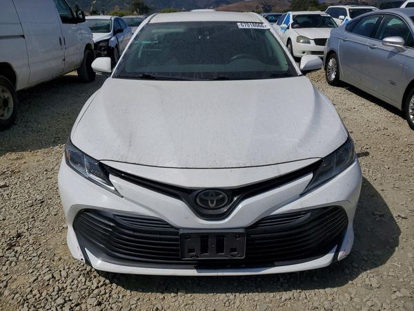 2020 TOYOTA CAMRY