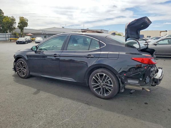 2026 TOYOTA CAMRY