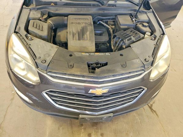 2016 CHEVROLET EQUINOX LT — Engine bay