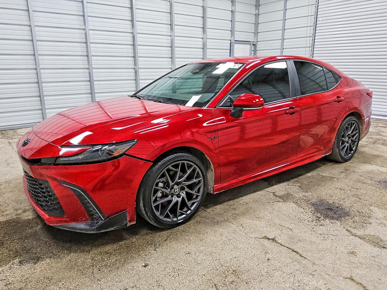 2025 TOYOTA CAMRY — Front 3/4