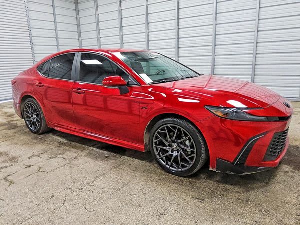 2025 TOYOTA CAMRY — Passenger 3/4