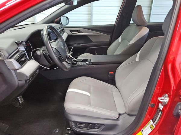 2025 TOYOTA CAMRY — DENT
