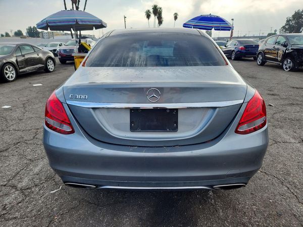 2016 MERCEDES-BENZ C C300