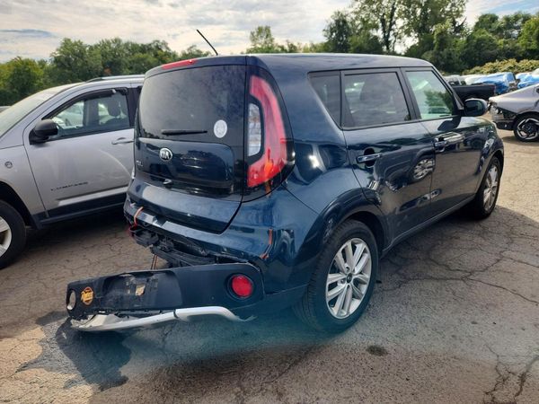 2018 KIA SOUL