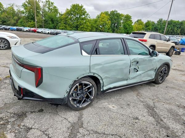 2026 KIA K4
