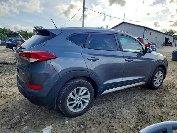 2017 HYUNDAI TUCSON